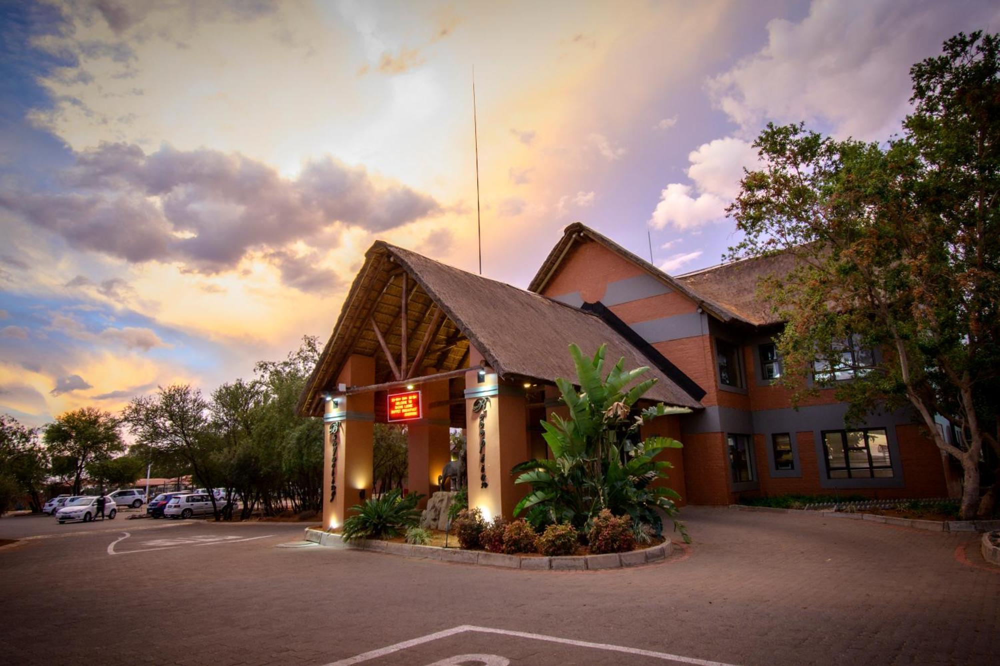 Bains Lodge Bloemfontein Exterior photo